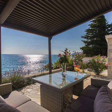 Appartamento Dalmata Lounge Starigrad Paklenica Esterno foto