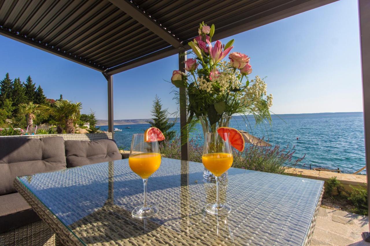 Appartamento Dalmata Lounge Starigrad Paklenica Esterno foto