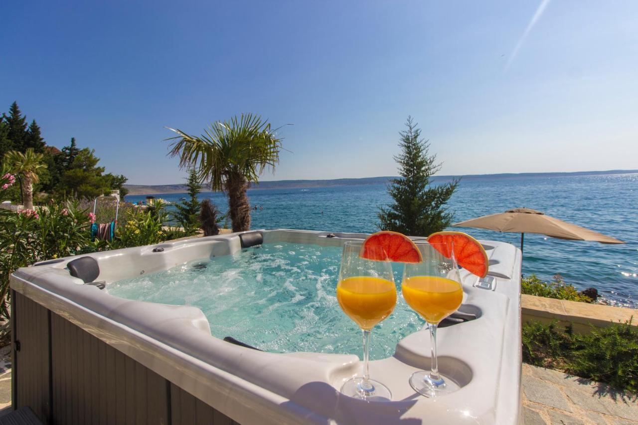 Appartamento Dalmata Lounge Starigrad Paklenica Esterno foto