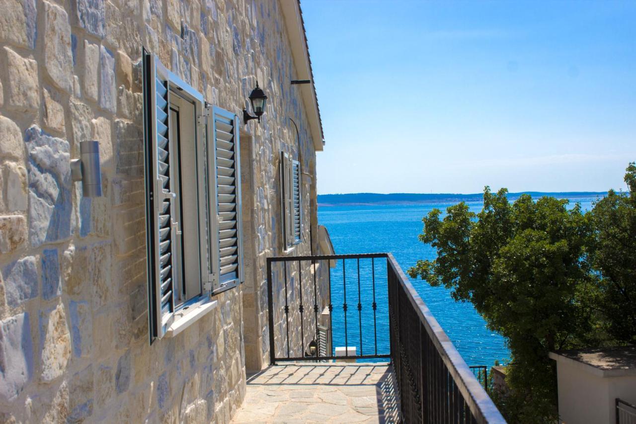 Appartamento Dalmata Lounge Starigrad Paklenica Esterno foto
